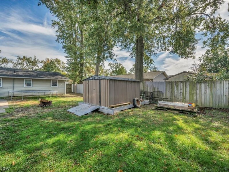 1700 Urban Circle S, Lorain, OH 44053 Photo 30