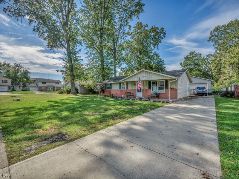 1700 Urban Circle S, Lorain, OH 44053 Photo 5