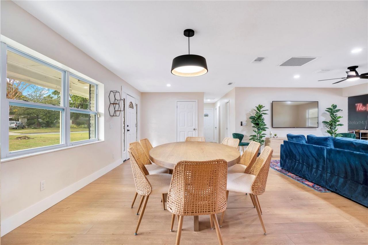 411 Rock Lake Drive , Orlando, FL 32805 Photo
