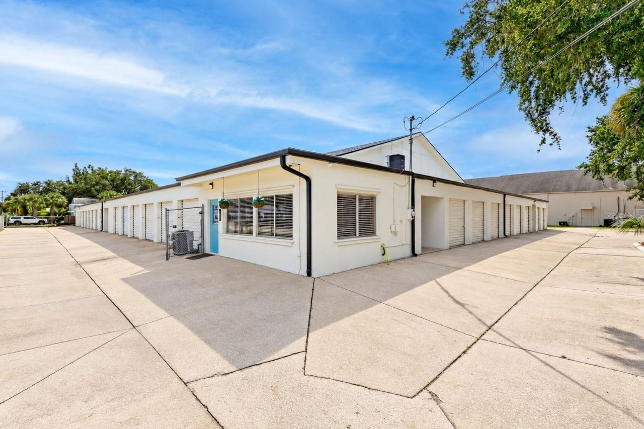 720 Magnolia Street, New Smyrna Beach, FL 32168 Photo