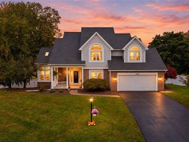 6089 Independence Way , Ontario, NY 14519