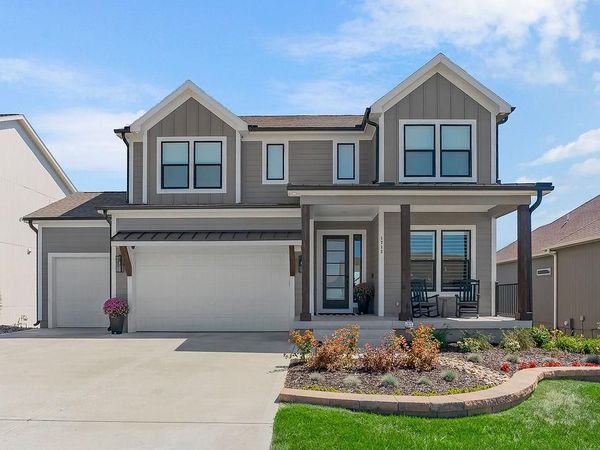 1713 SW Arbormill Terrace, Lee's Summit, MO 64082