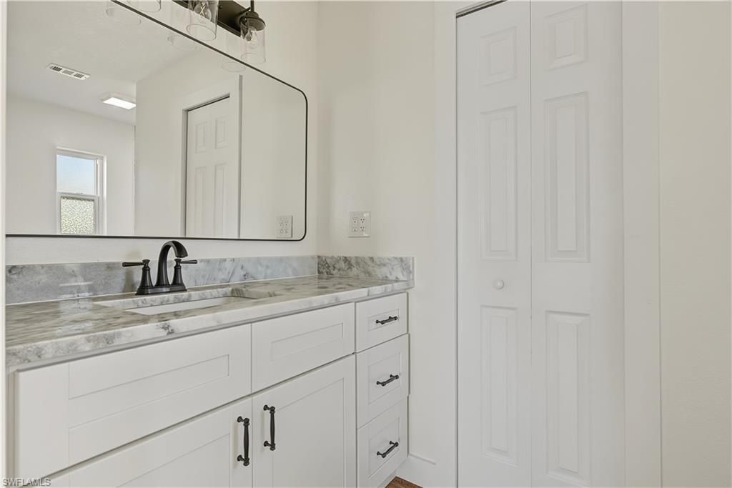 3009 SE 10th Ave, Cape Coral, FL 33904 Photo
