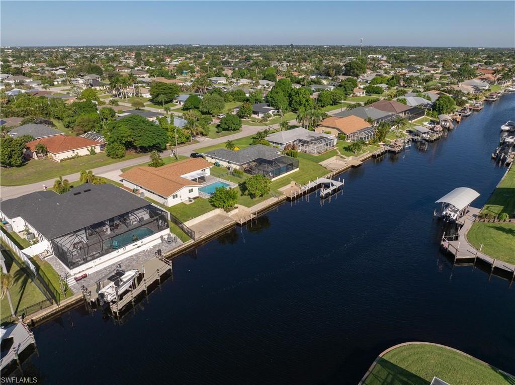 3009 SE 10th Ave, Cape Coral, FL 33904 Photo