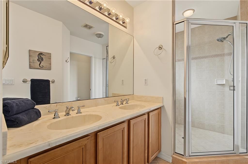 2444 Laurentina Ln , Cape Coral, FL 33909 Photo