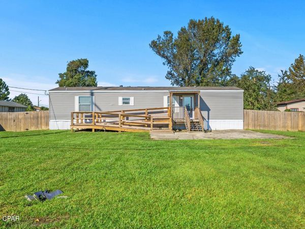 175 N Comet Avenue , Panama City, FL 32404