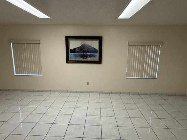 378 W 39th Place, Hialeah, FL 33012 Photo
