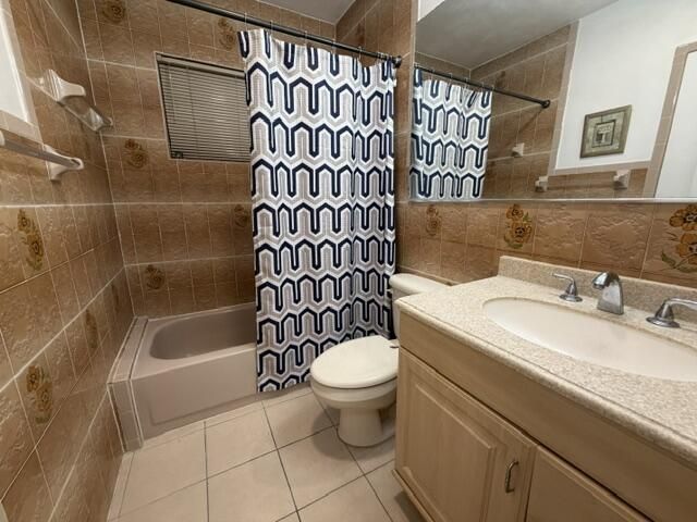 378 W 39th Place, Hialeah, FL 33012 Photo