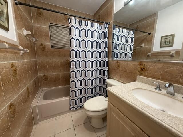 378 W 39th Place, Hialeah, FL 33012 Photo