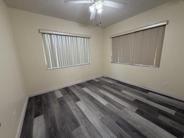 378 W 39th Place, Hialeah, FL 33012 Photo