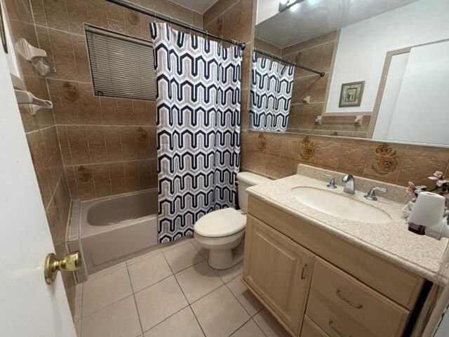378 W 39th Place, Hialeah, FL 33012 Photo
