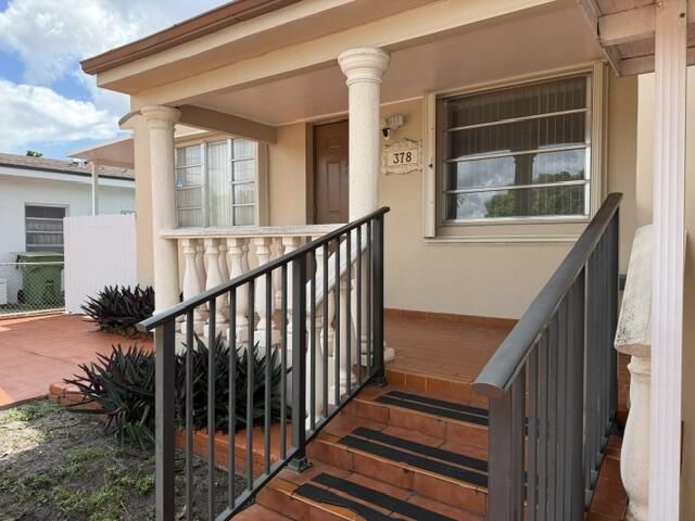 378 W 39th Place, Hialeah, FL 33012 Photo