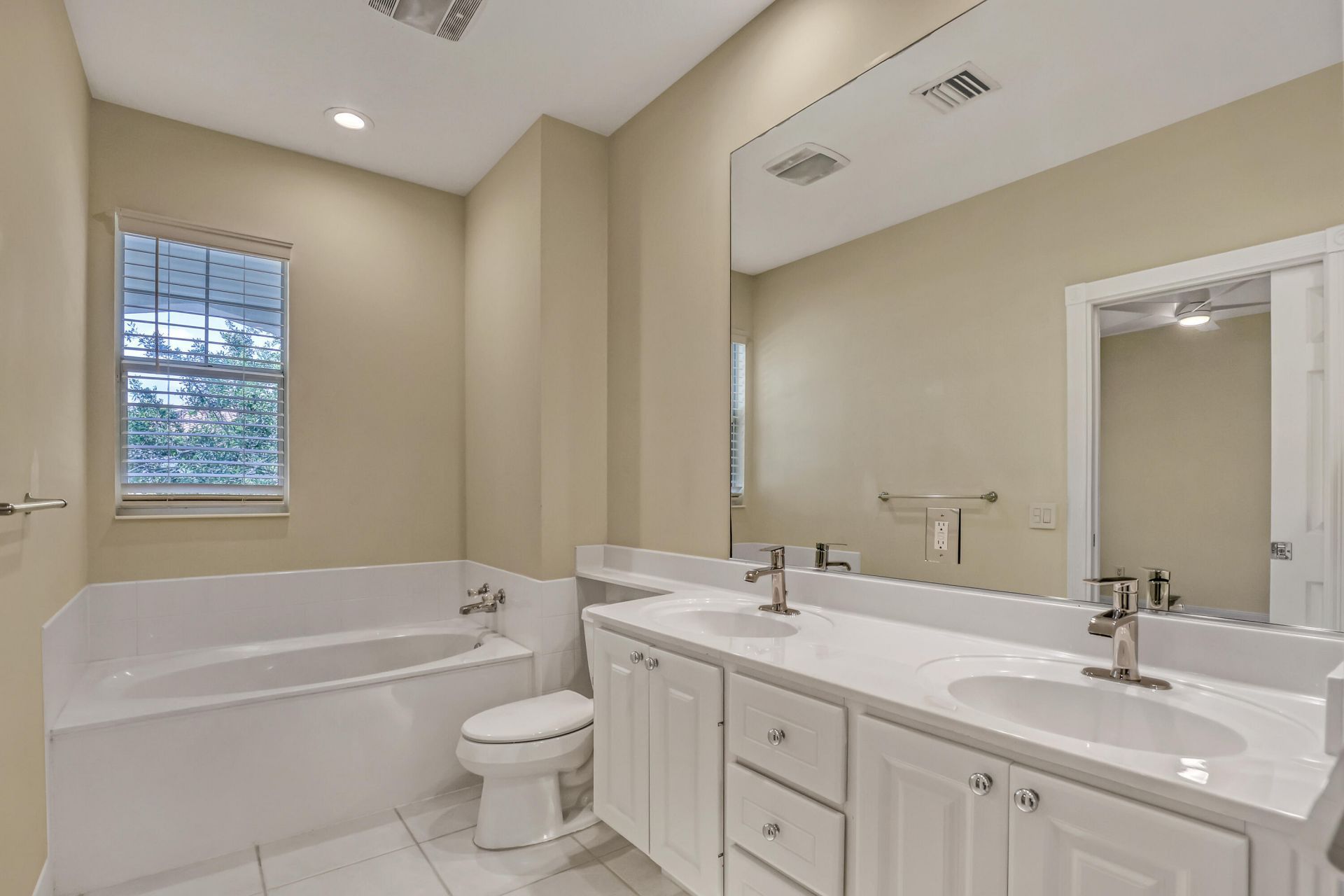 115 Soriano Drive, Jupiter, FL 33458 Photo