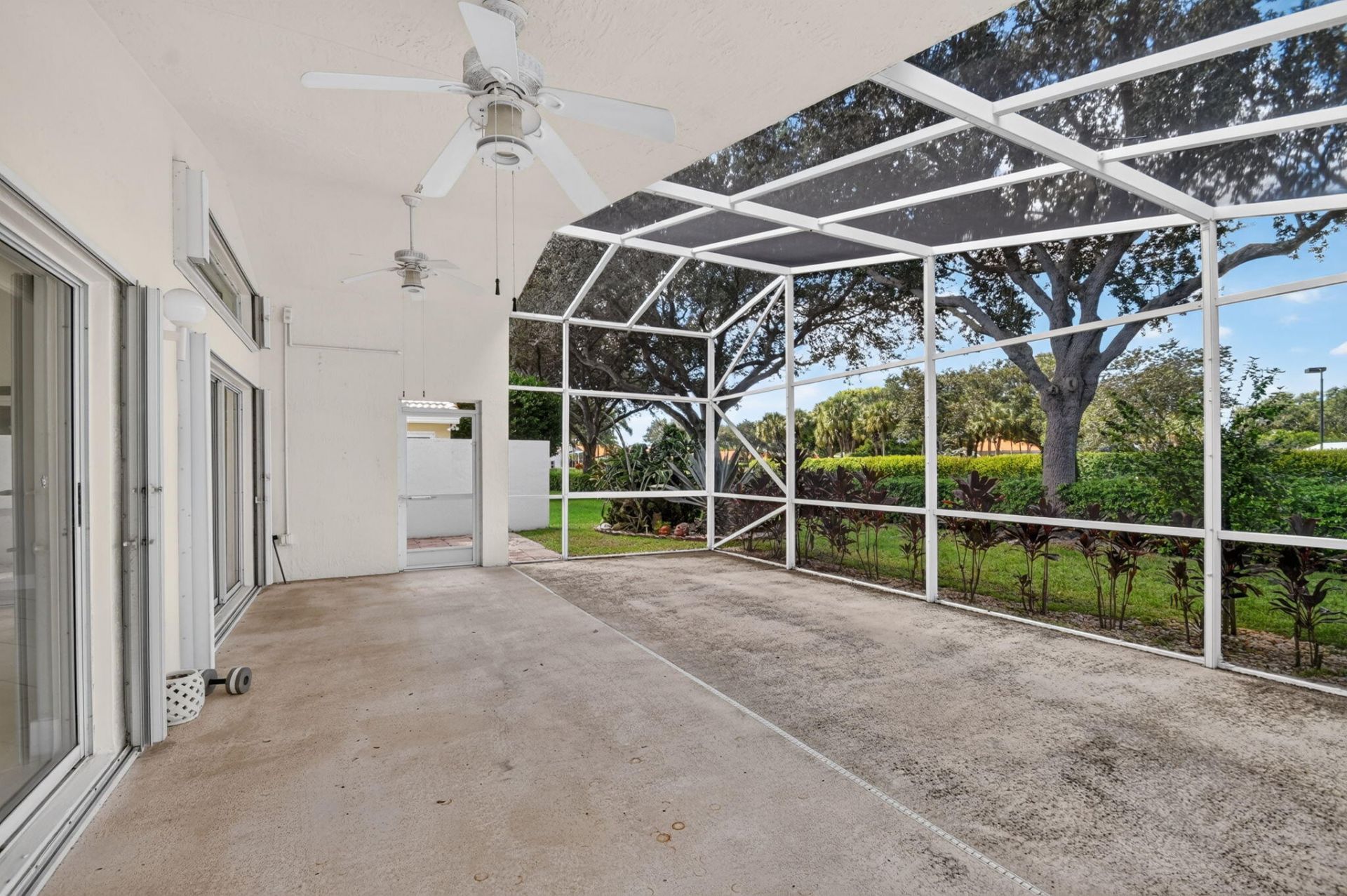 6649 Sherbrook Drive, Boynton Beach, FL 33437 Photo