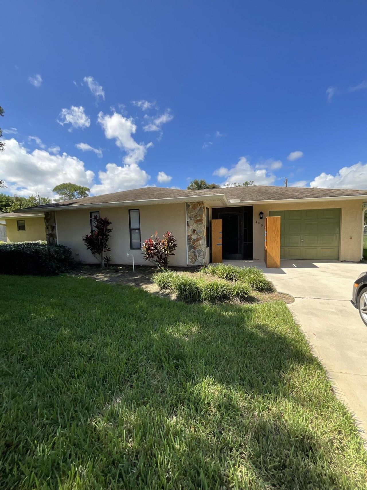 4909 Seagrape Drive, Fort Pierce, FL 34982 Photo