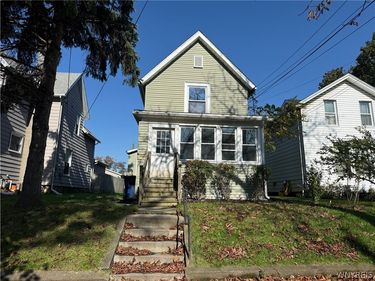 268 Chestnut Street , Lockport, NY 14094