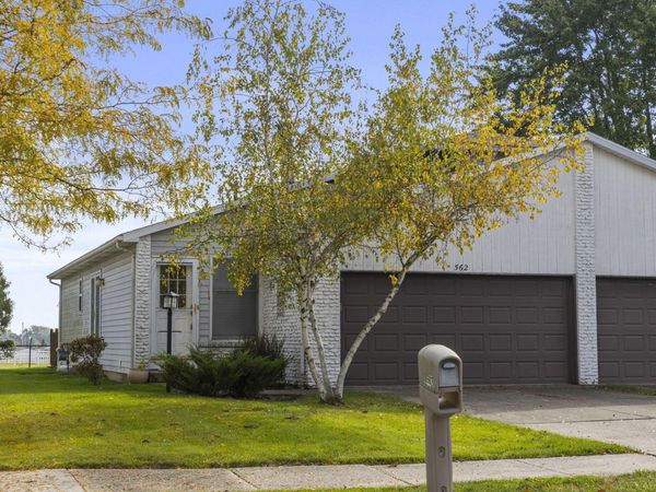 562 Executive Boulevard , Delaware, OH 43015