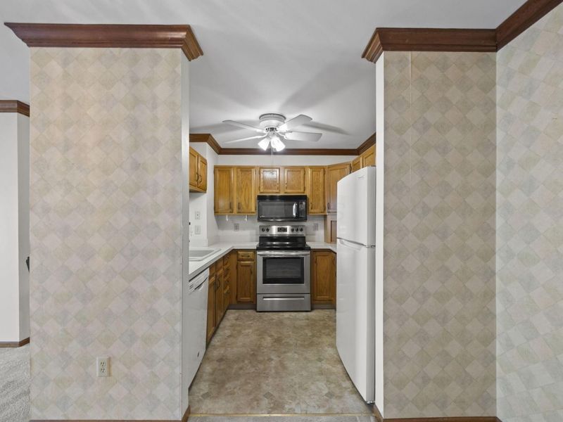 562 Executive Boulevard , Delaware, OH 43015 Photo 13