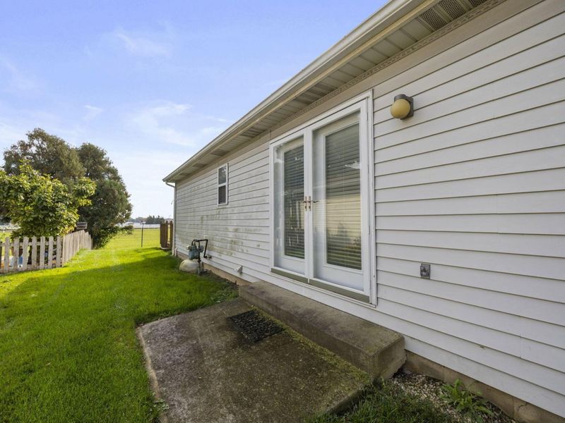 562 Executive Boulevard , Delaware, OH 43015 Photo 42