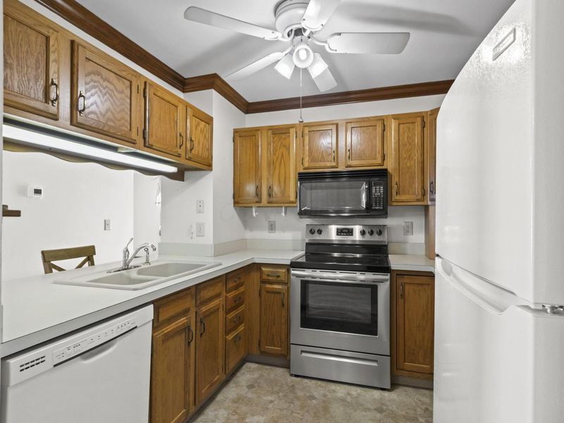 562 Executive Boulevard , Delaware, OH 43015 Photo 9