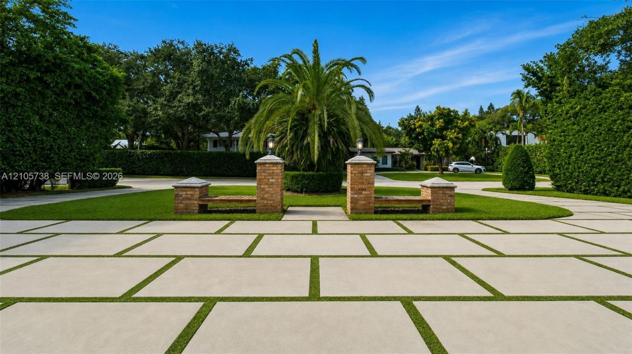 530 Sabal Palm Rd , Miami, FL 33137 Photo