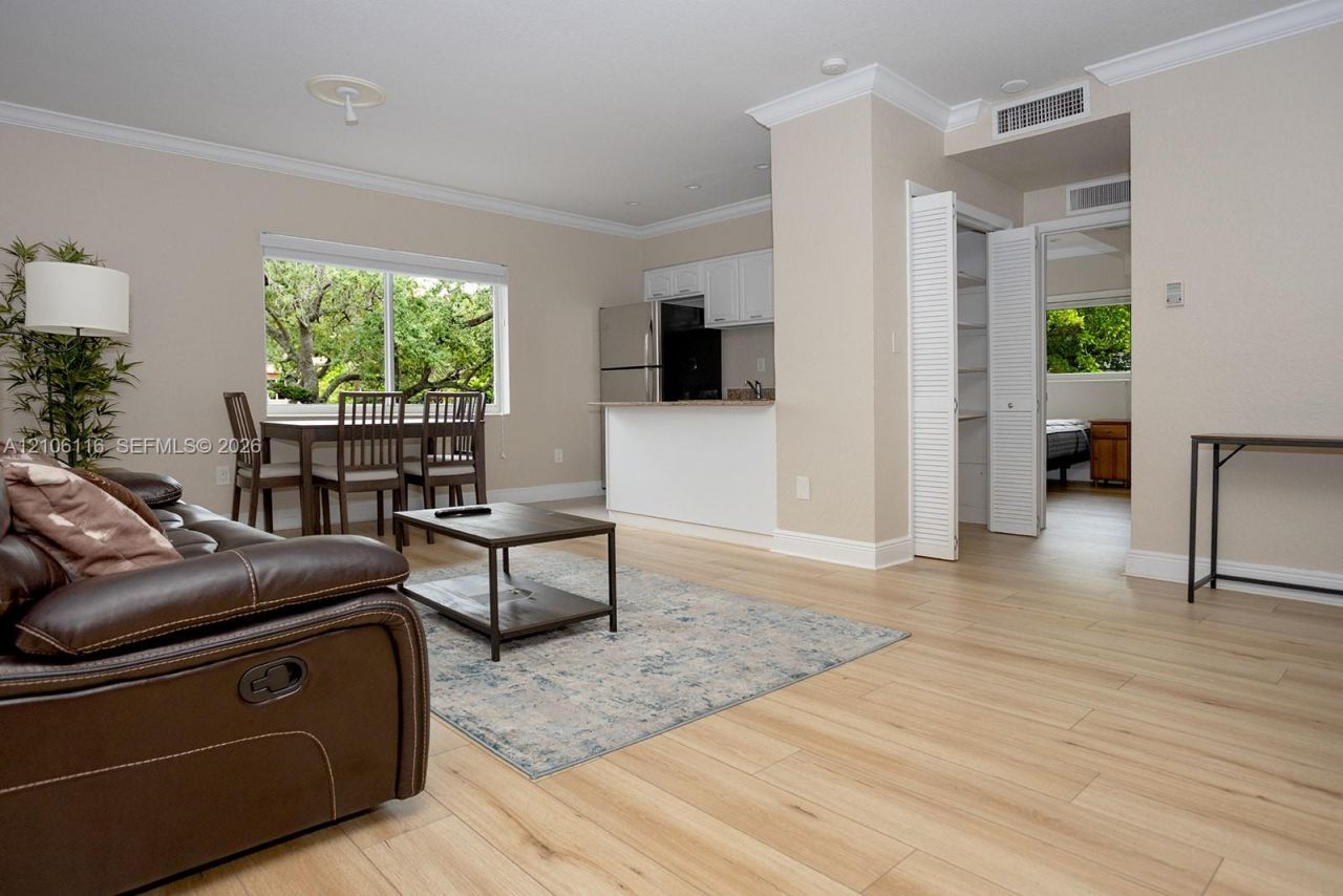 1 Edgewater Dr , Unit 201, Coral Gables, FL 33133 Photo