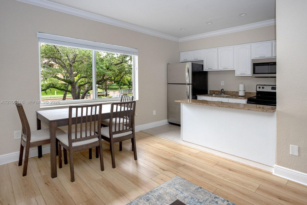 1 Edgewater Dr , Unit 201, Coral Gables, FL 33133 Photo