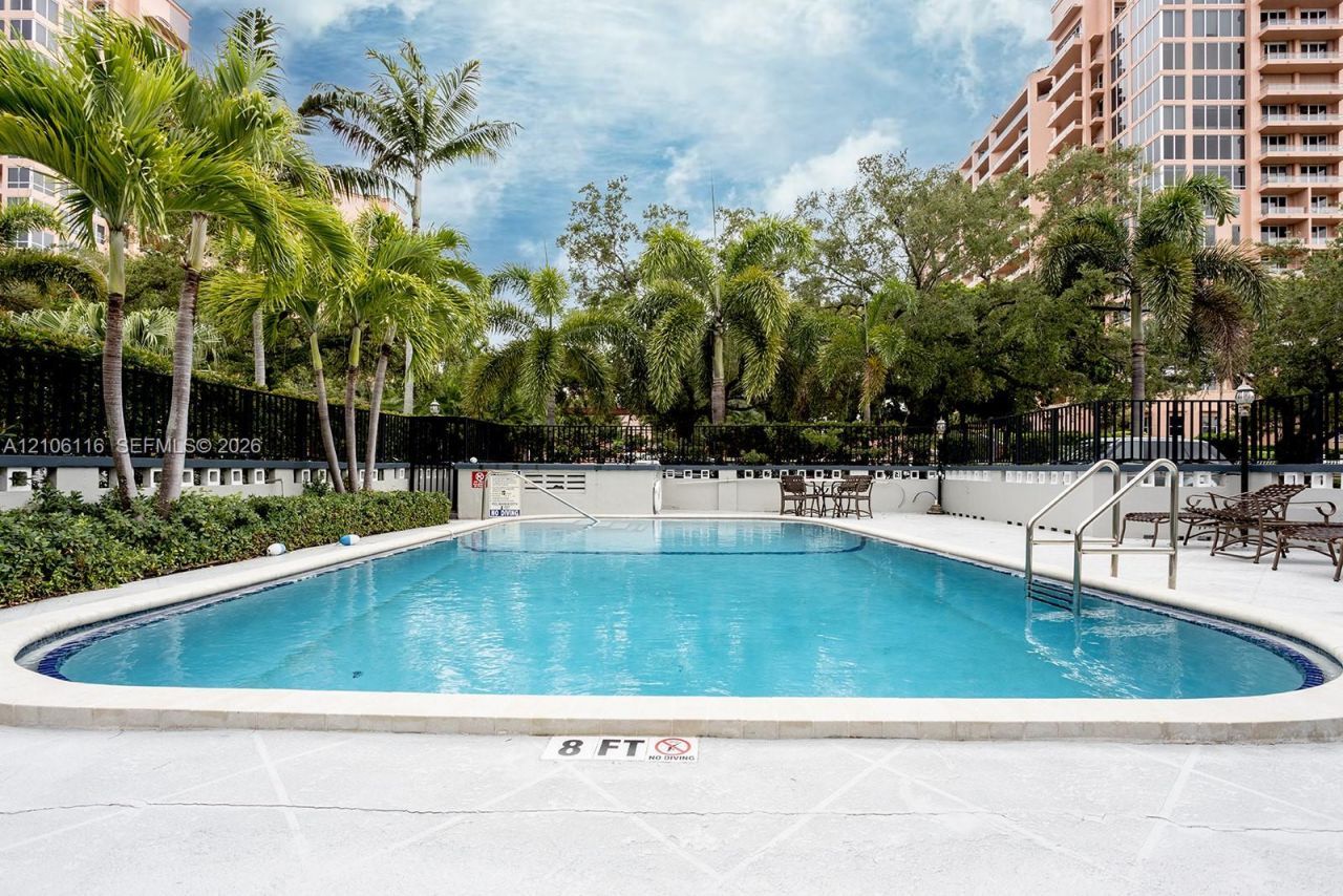 1 Edgewater Dr , Unit 201, Coral Gables, FL 33133 Photo