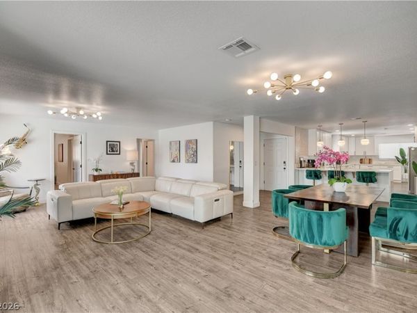 1305 S 16th Street , Las Vegas, NV 89104