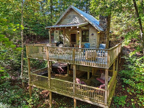 85 Lois Lane, Blairsville, GA 30512