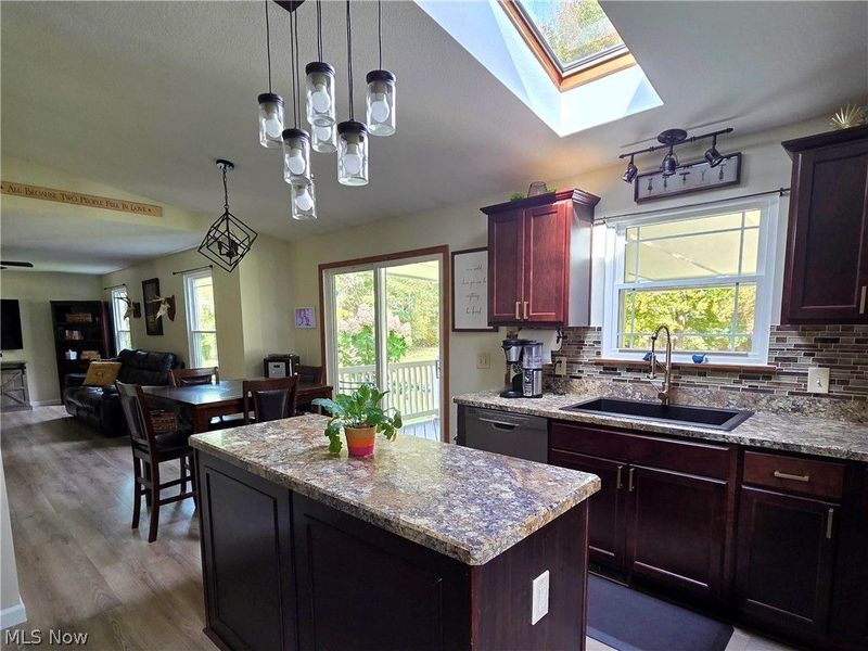 14640 Creed Road, Diamond, OH 44412 Photo 5