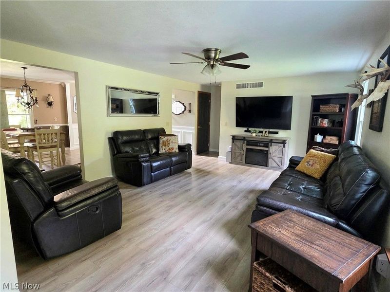 14640 Creed Road, Diamond, OH 44412 Photo 6