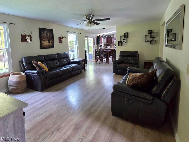14640 Creed Road, Diamond, OH 44412 Photo 7