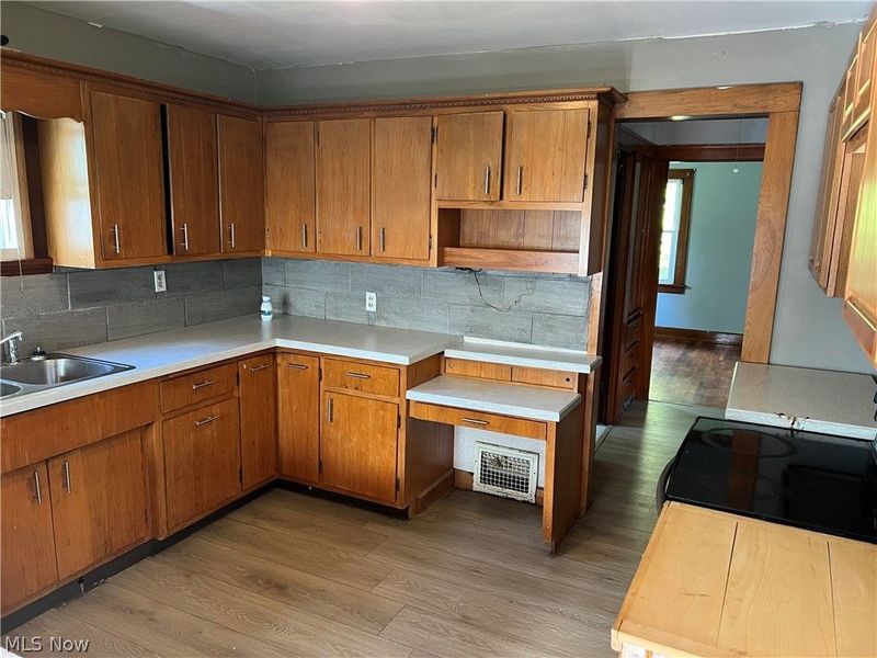 8984 Webster Road, Strongsville, OH 44136 Photo 11