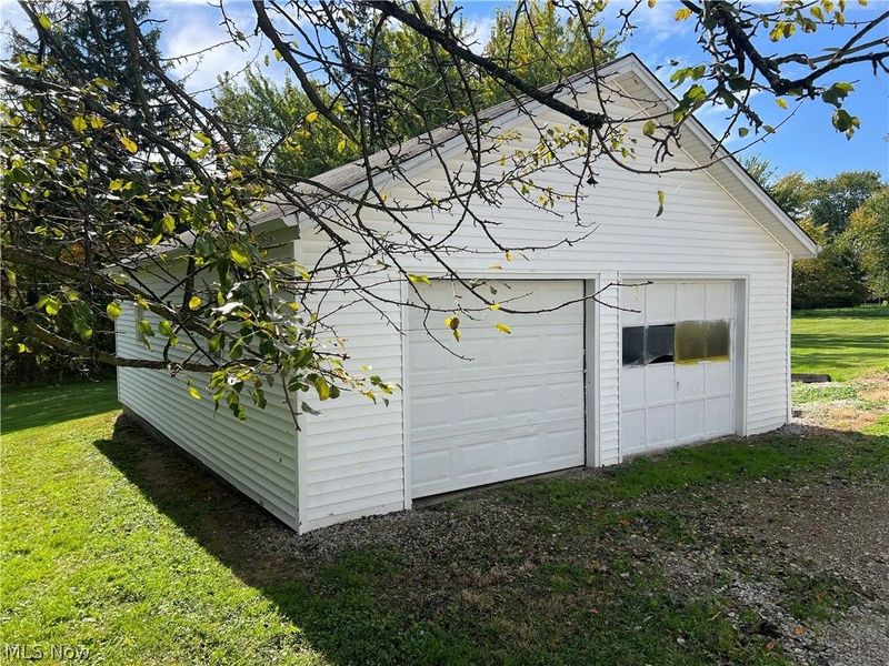 8984 Webster Road, Strongsville, OH 44136 Photo 4