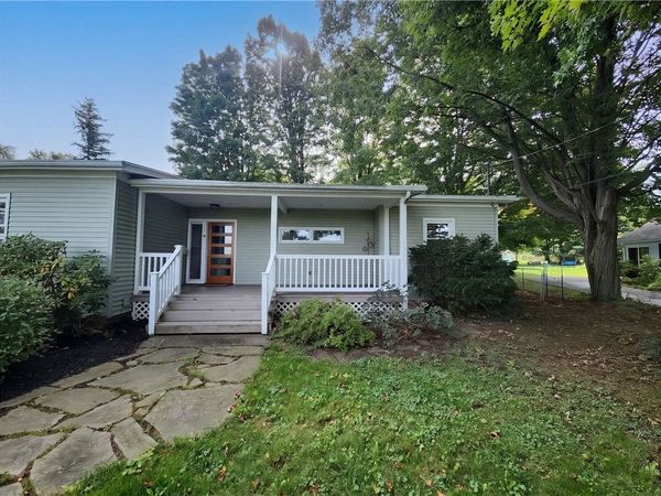 180 W Main Street , Westfield, NY 14787