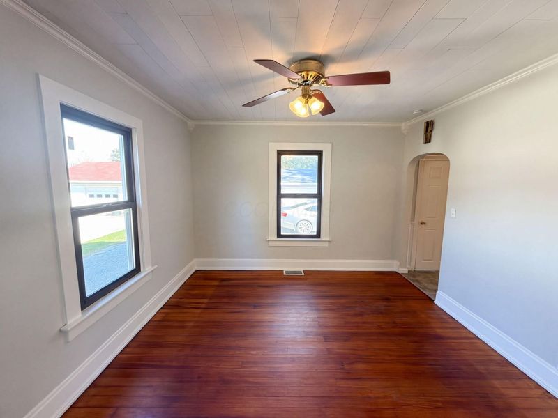 160 Elm Street , London, OH 43140 Photo 10