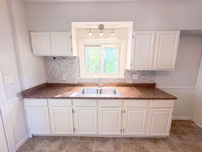 160 Elm Street , London, OH 43140 Photo 13