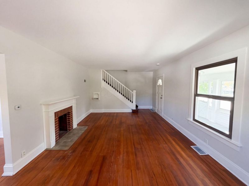 160 Elm Street , London, OH 43140 Photo 8