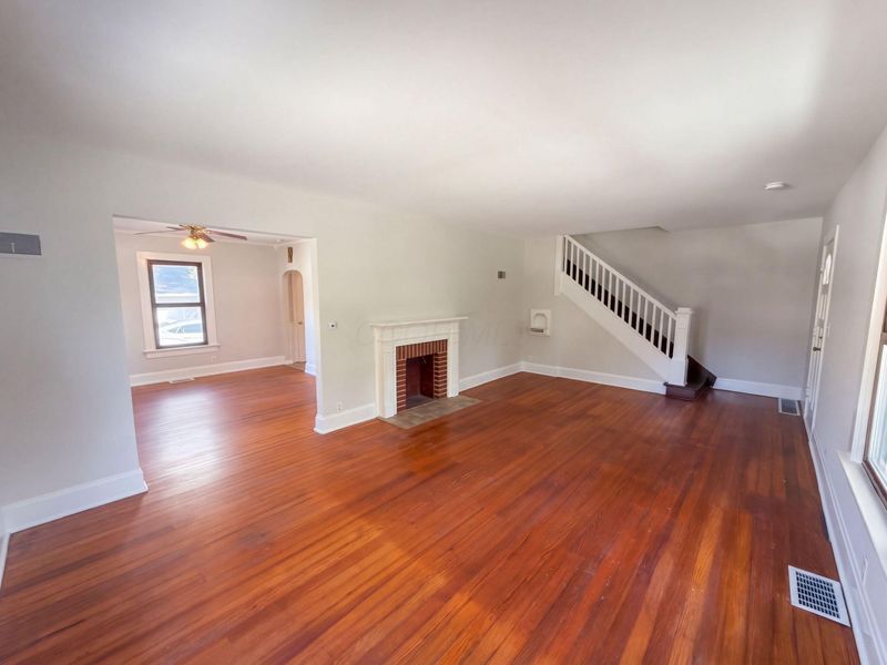 160 Elm Street , London, OH 43140 Photo 9