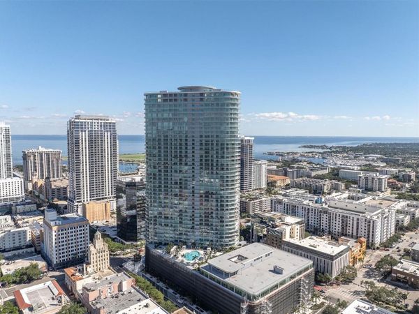 400 CENTRAL AVENUE , Unit 2005, ST PETERSBURG, FL 33701