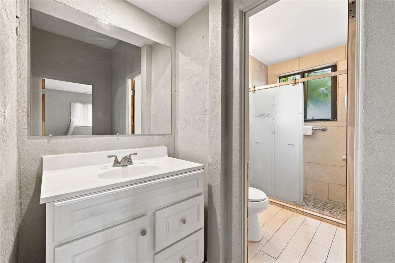 10450 Gulf Boulevard, Treasure Island, FL 33706 Photo