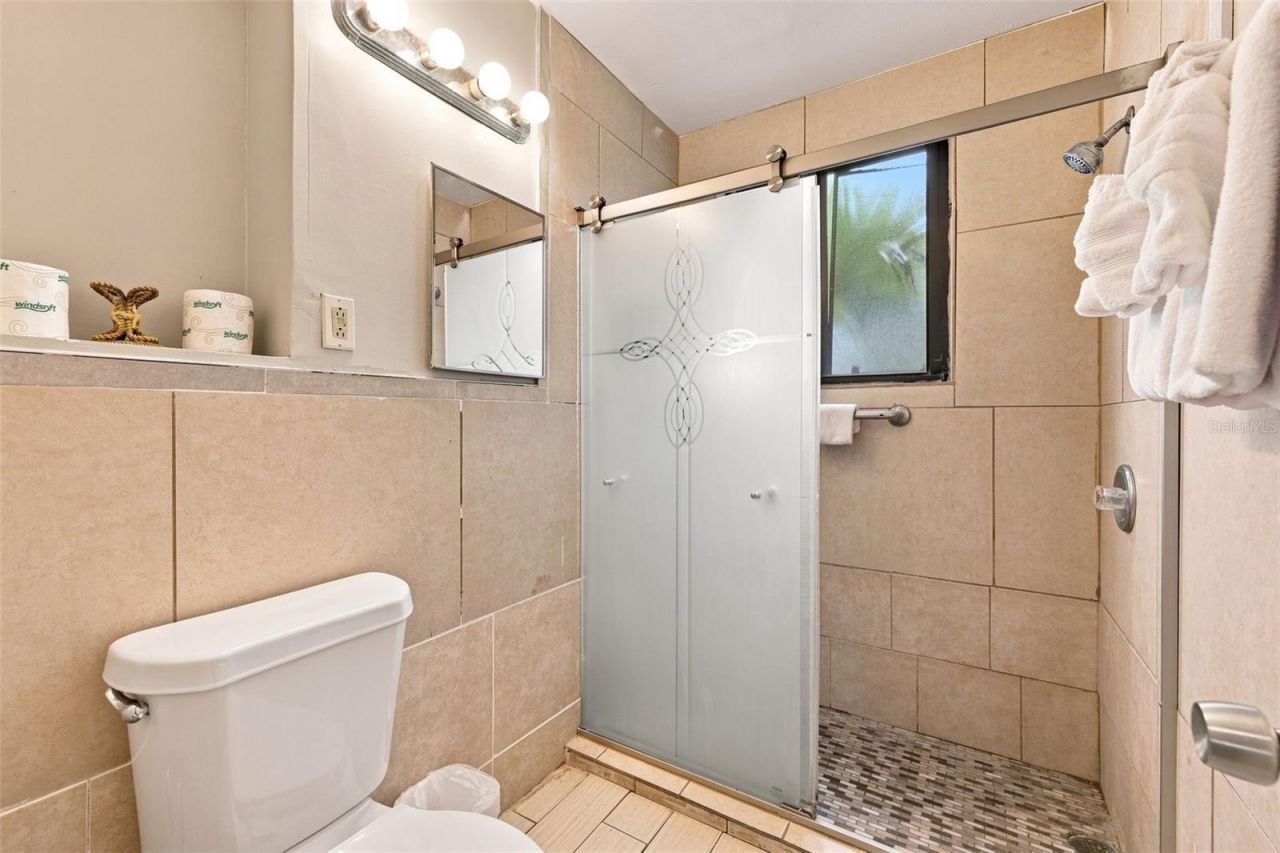 10450 Gulf Boulevard, Treasure Island, FL 33706 Photo