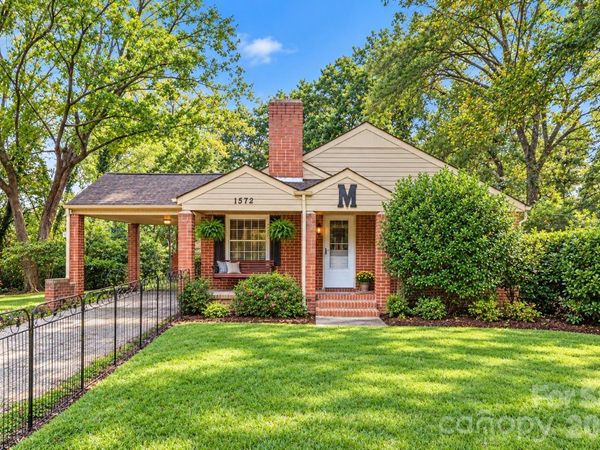 1572 Monument Avenue , Gastonia, NC 28052