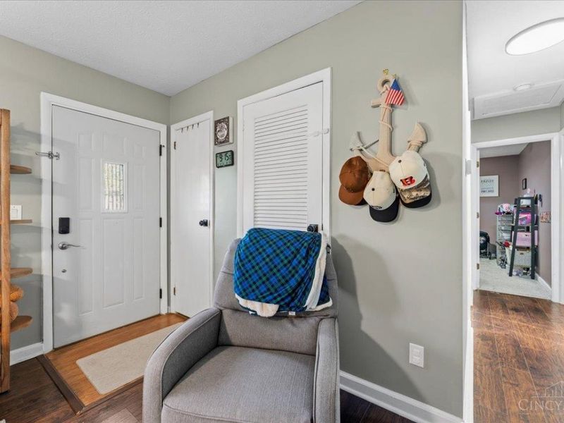 240 Oneida Drive, Loveland, OH 45140 Photo 13