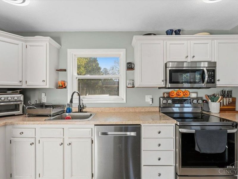 240 Oneida Drive, Loveland, OH 45140 Photo 19