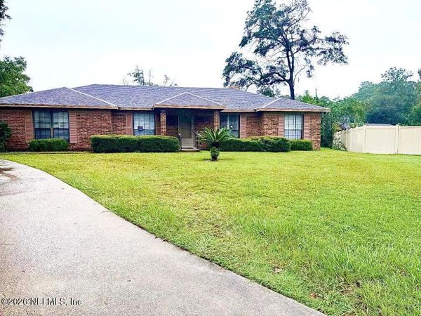 707 SUNKEN MEADOW Lane, Jacksonville, FL 32218