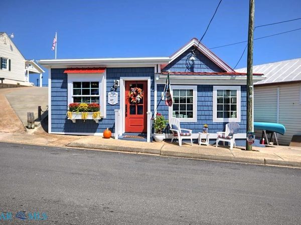 35 Watling Street , Urbanna, VA 23175