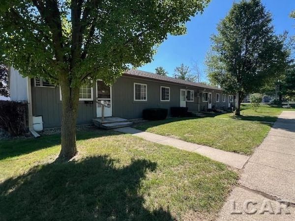 116 West , Hudson, MI 49247
