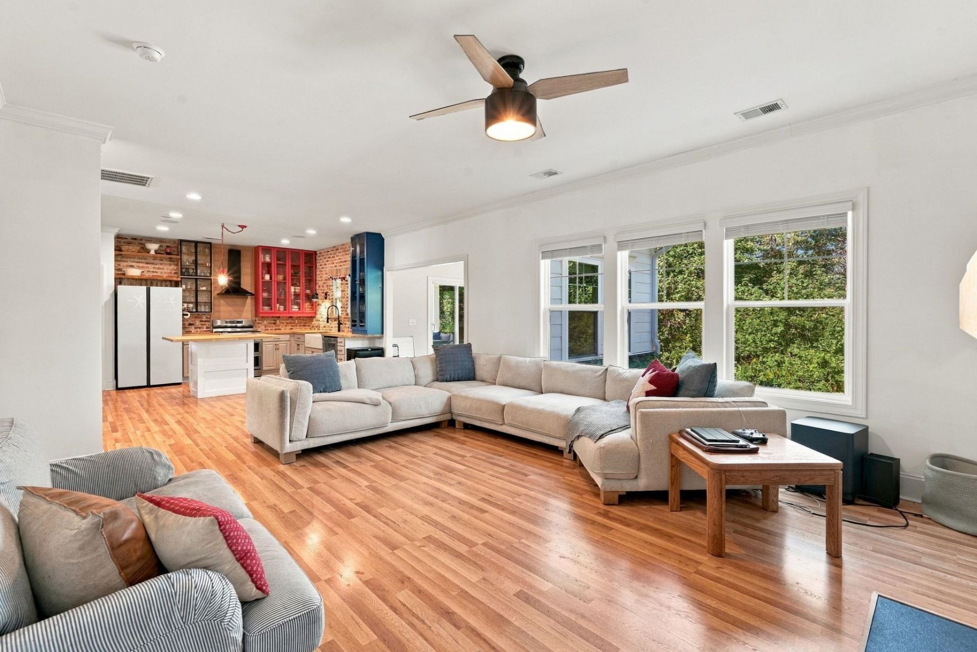 1004 Maccoa Dr. Photo 10